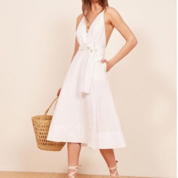 Reformation Dresses & Skirts - Reformation Maggie Dress